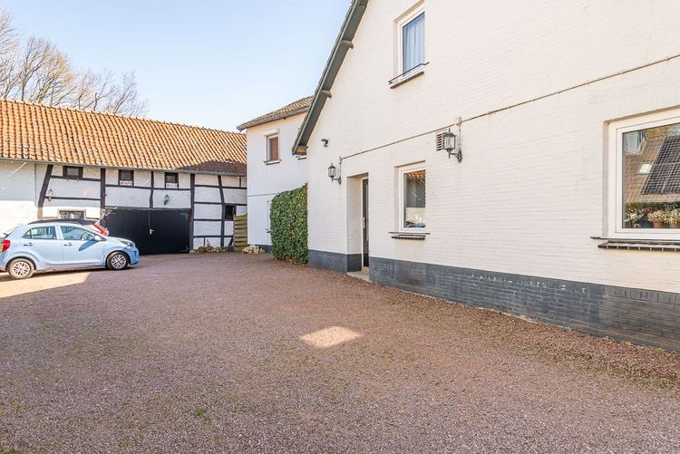 Appartement te koop: Heijenratherweg 12, Heijenrath
